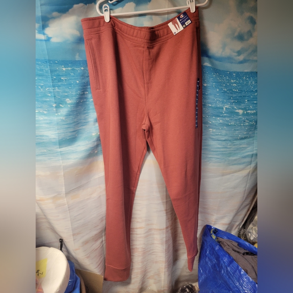 Champion NWT Mens Size XXL  Sweatpants Color:‎ Sandalwood